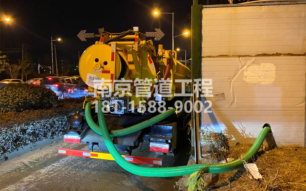 266大影壁临时工地抽粪