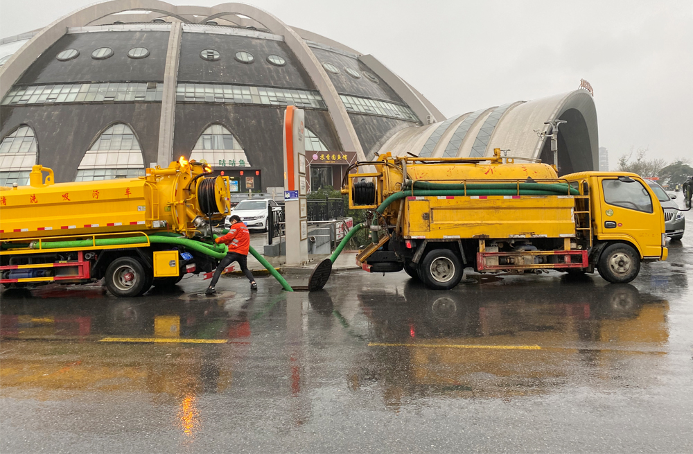 271大影壁商场管道清淤